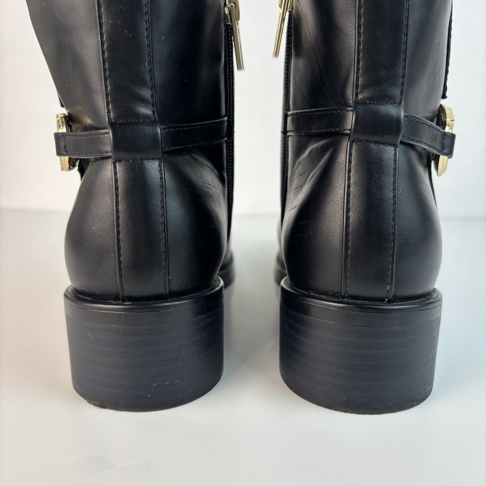 Tommy Hilfiger Imiera Black 8.5 Ankle Boots Booties Vegan Faux Leather Gold Logo - Picture 6 of 16